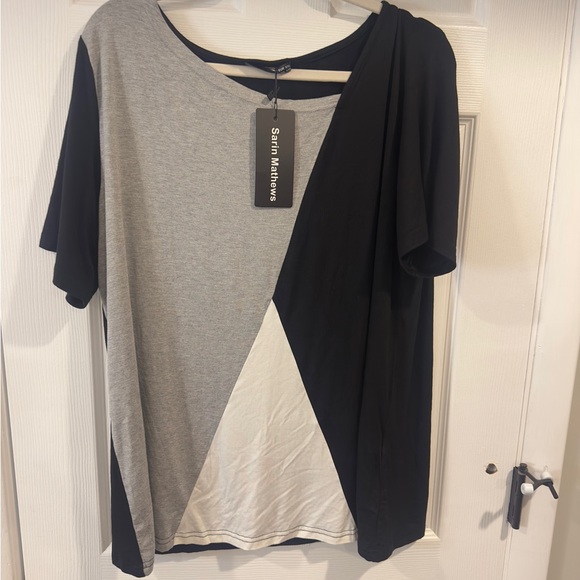 Sarin Mathews Women’s Color Block T-Shirt | Size XXL | - Picture 5 of 5